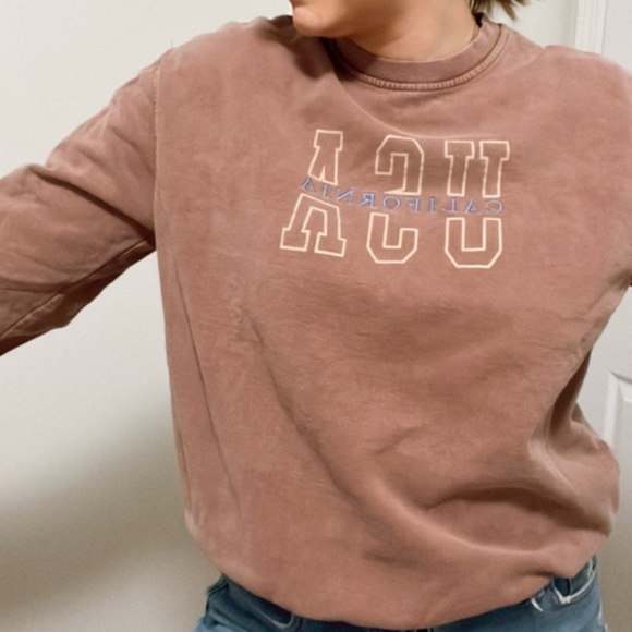 Urban Outfitters California USA pullover - Picture 3 of 3